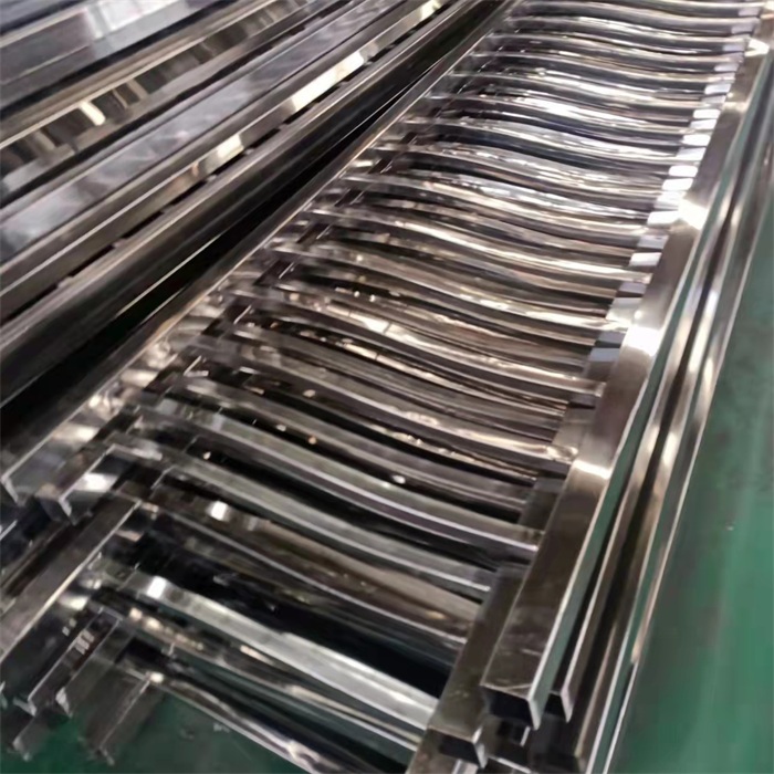 鋁合金護(hù)欄價格行情